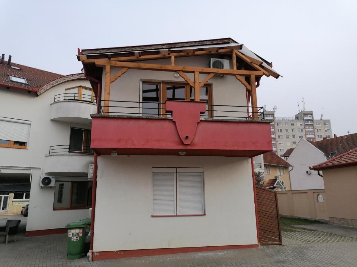 Betty-Major Apartman Hajduszoboszlo Exterior foto