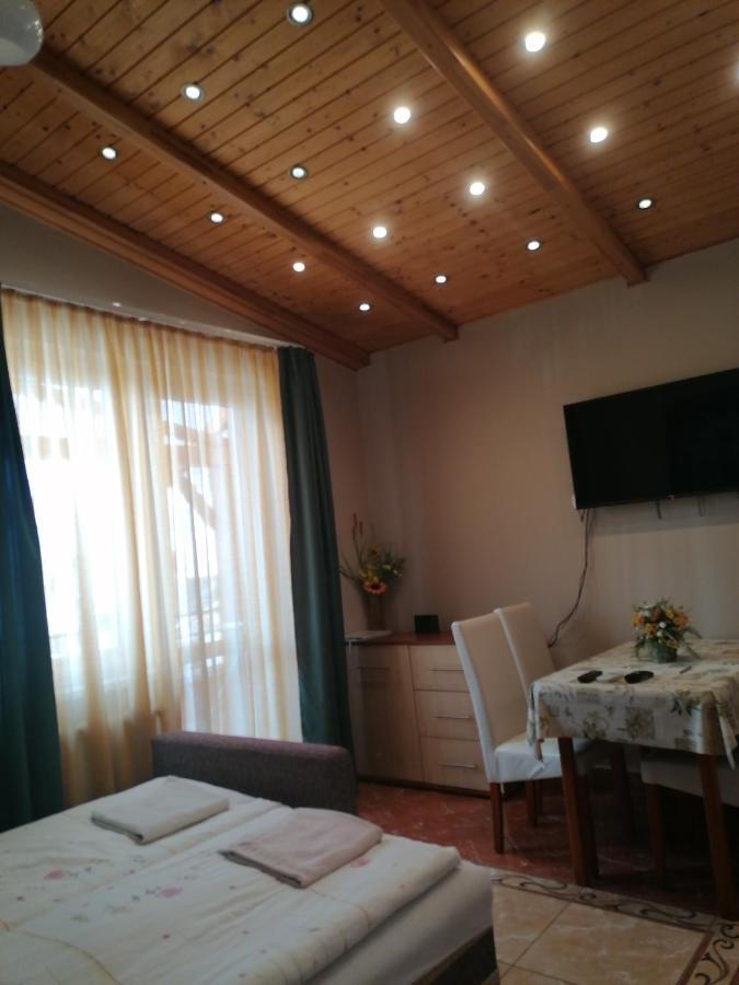 Betty-Major Apartman Hajduszoboszlo Exterior foto